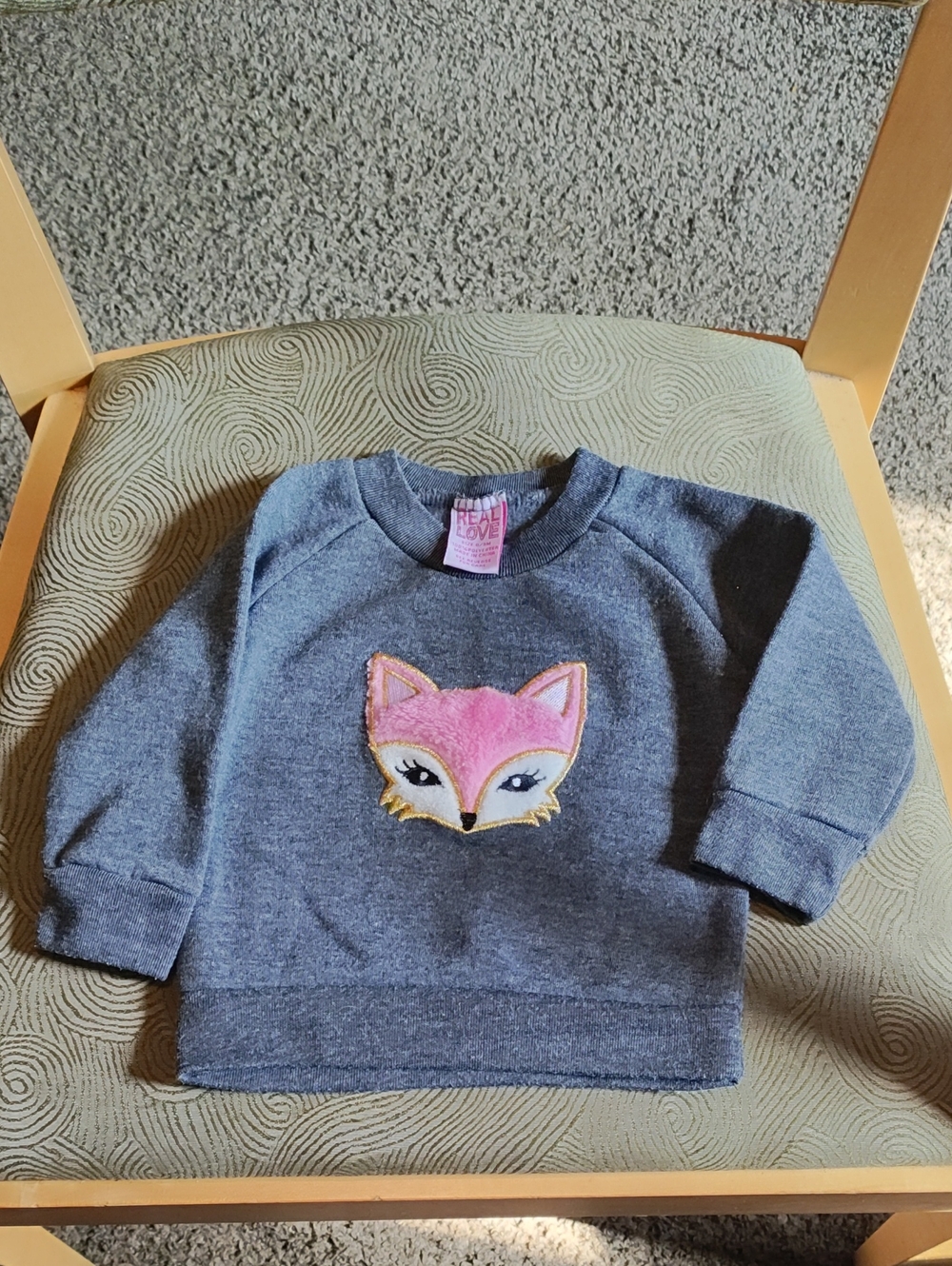 Real Love Gray Sweat Top With A Pink Fox Head On The Front